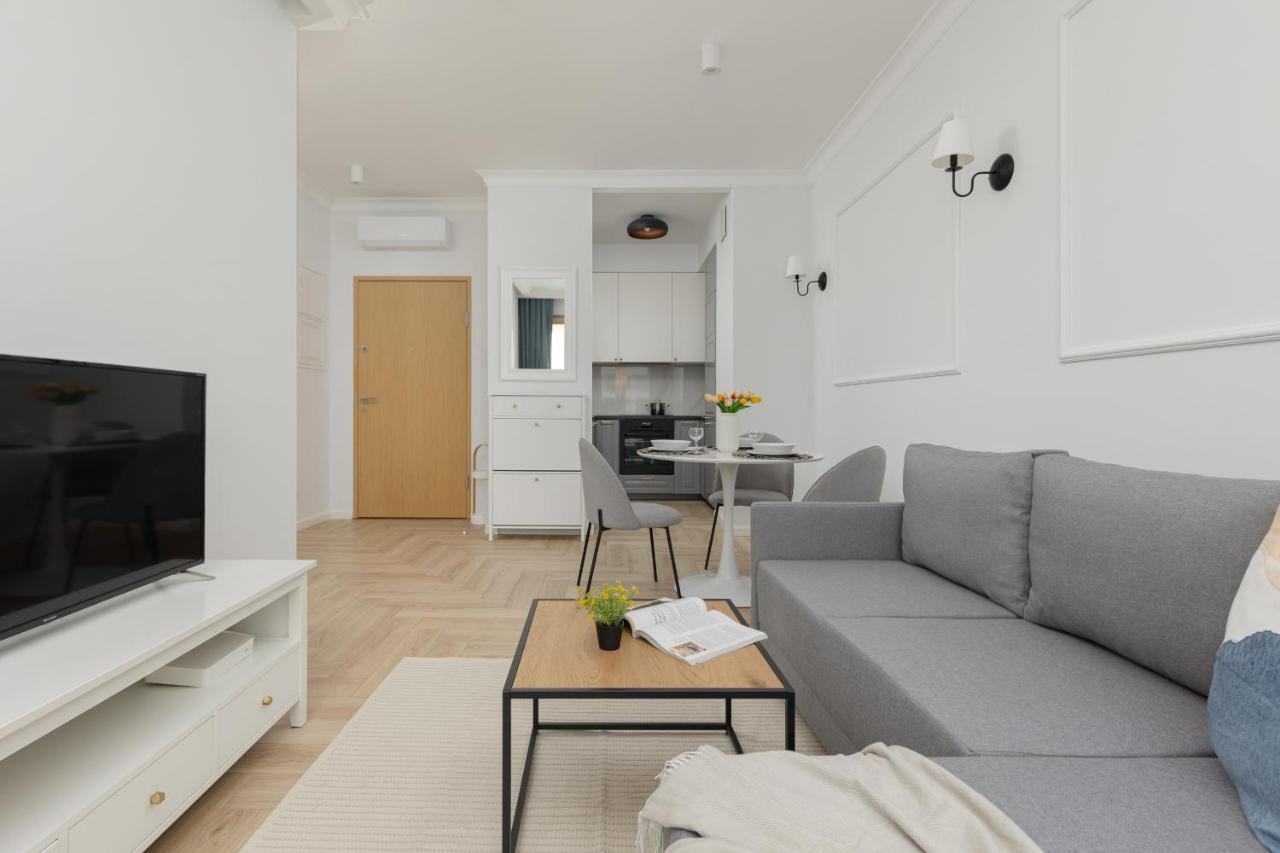 Stylish Apartment Kolejowa & Parking & Balcony By Noclegi Renters Warsaw Exterior photo